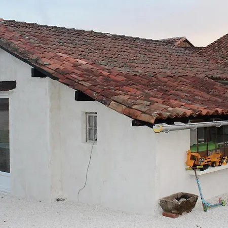 Jambon De Printemps Bed & Breakfast *